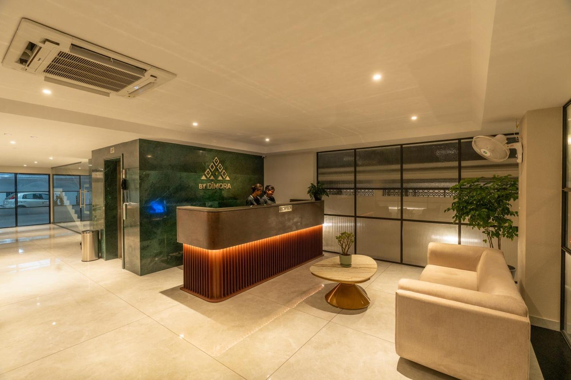 Court 11 By Dimora Hotel Kochi Bagian luar foto