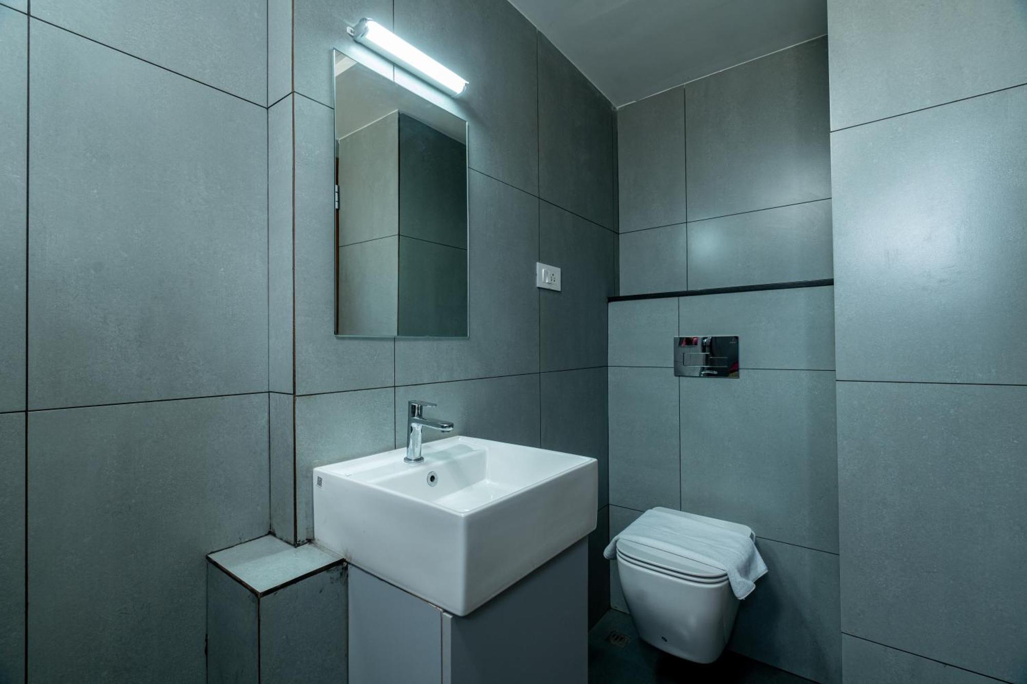 Court 11 By Dimora Hotel Kochi Bagian luar foto