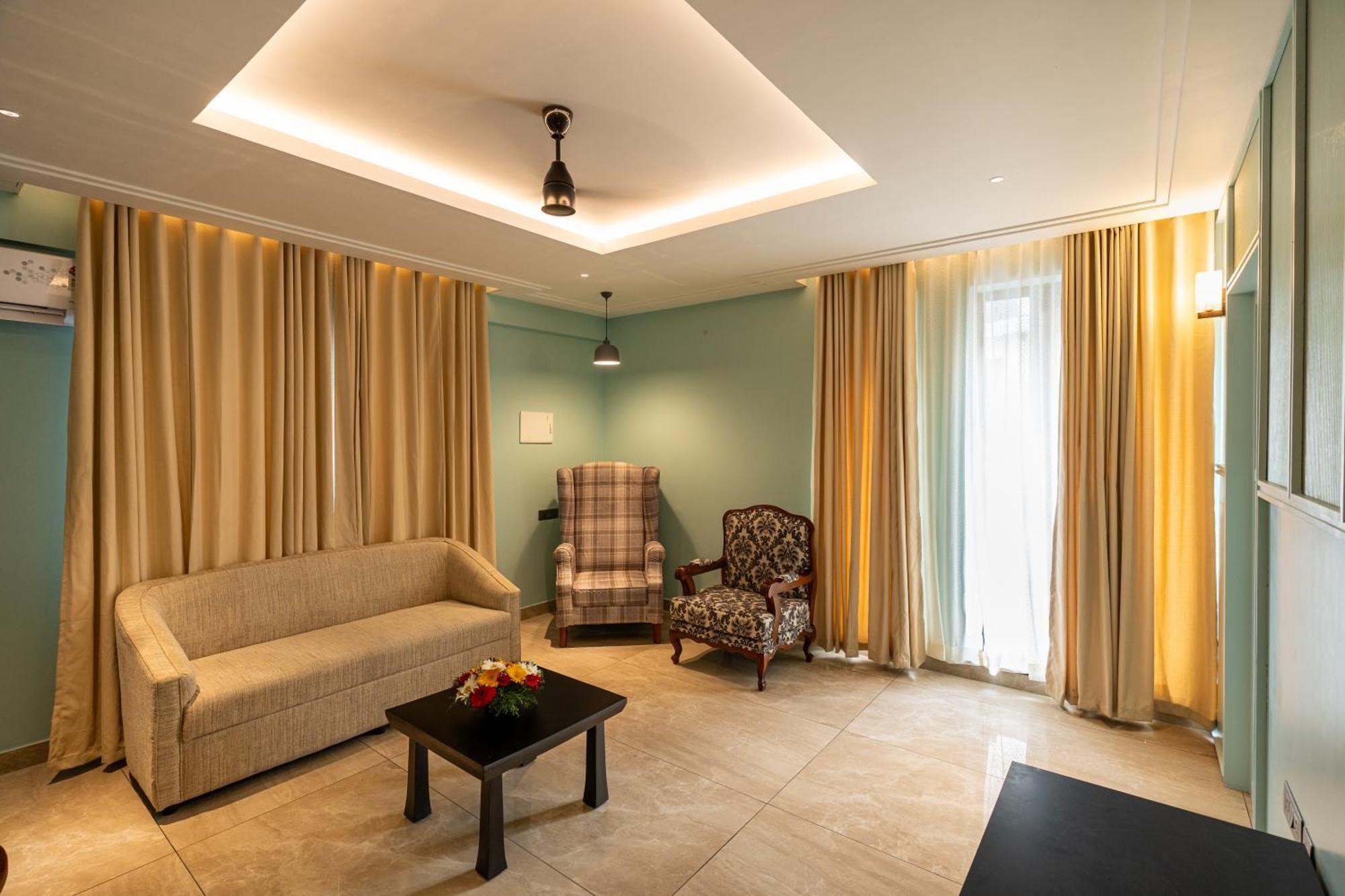 Court 11 By Dimora Hotel Kochi Bagian luar foto